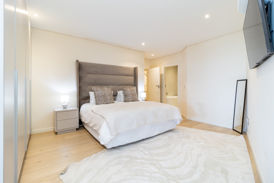 To Let 2 Bedroom Property for Rent in Clifton Western Cape